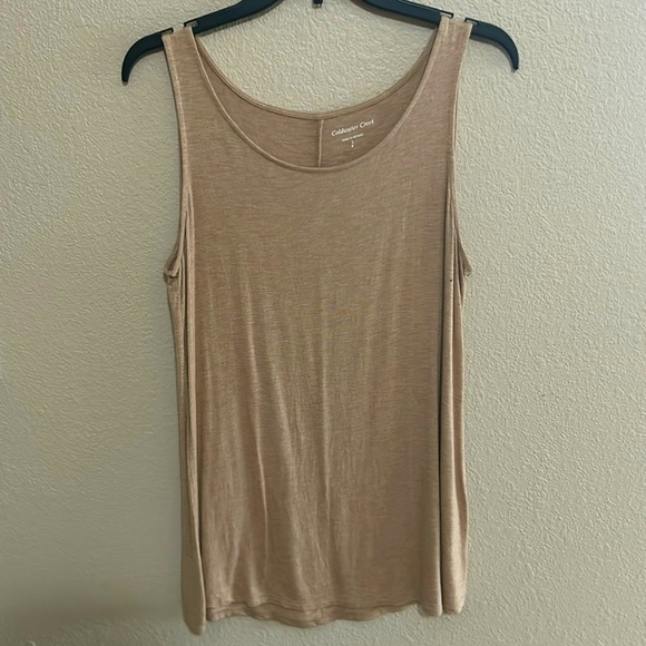 Women’s tan tank top in a small - Picture 1 of 4